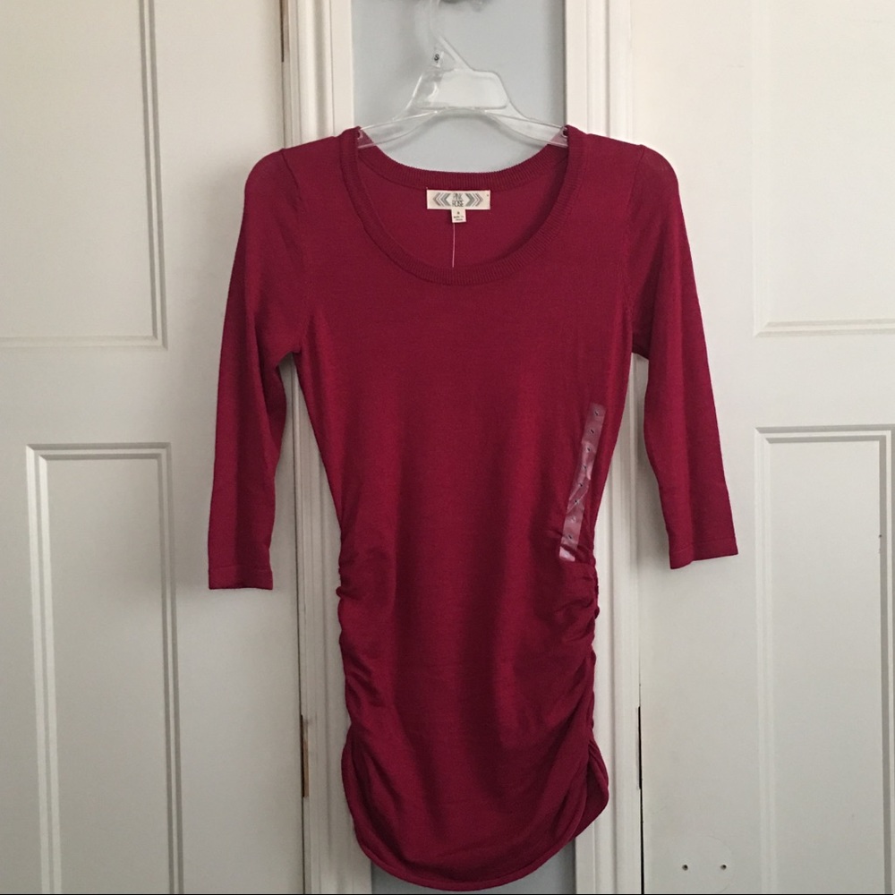 NWT Pink Rose pomegranate-colored Sweater  -Sm